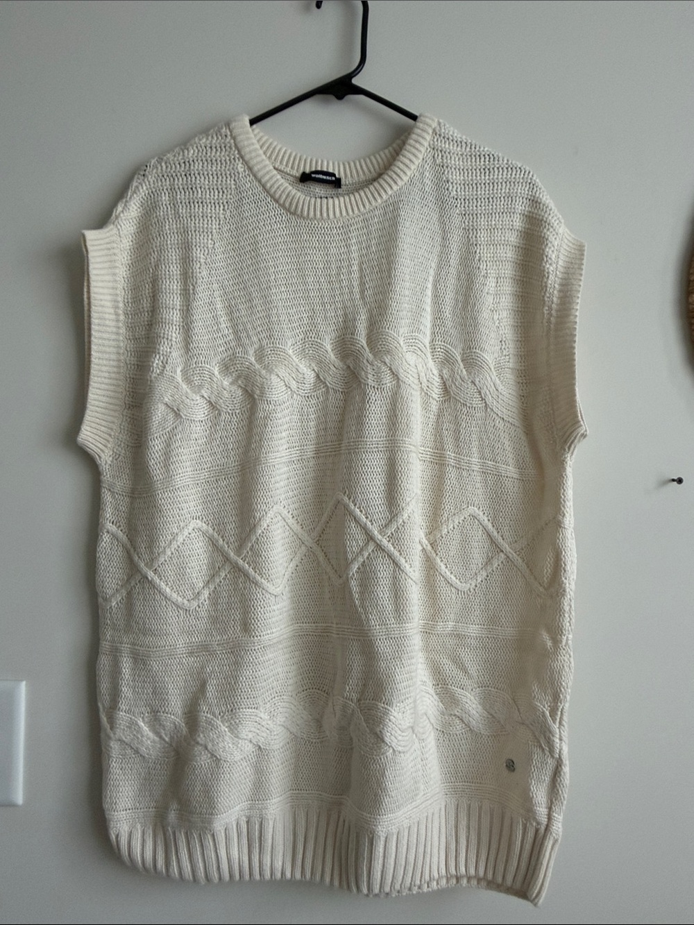 Cream Knit Long Sleeveless Sweater - One size